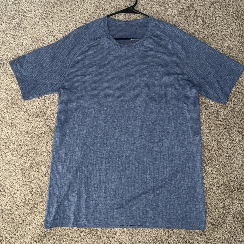 Lululemon Men's‎ Metal Vent Tech Short-Sleeve Shirt blue - Picture 2 of 5